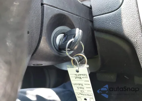 2012 Ford Fusion Se z USA, uszkodzony, nr VIN 3FAHP0HA5CR121001